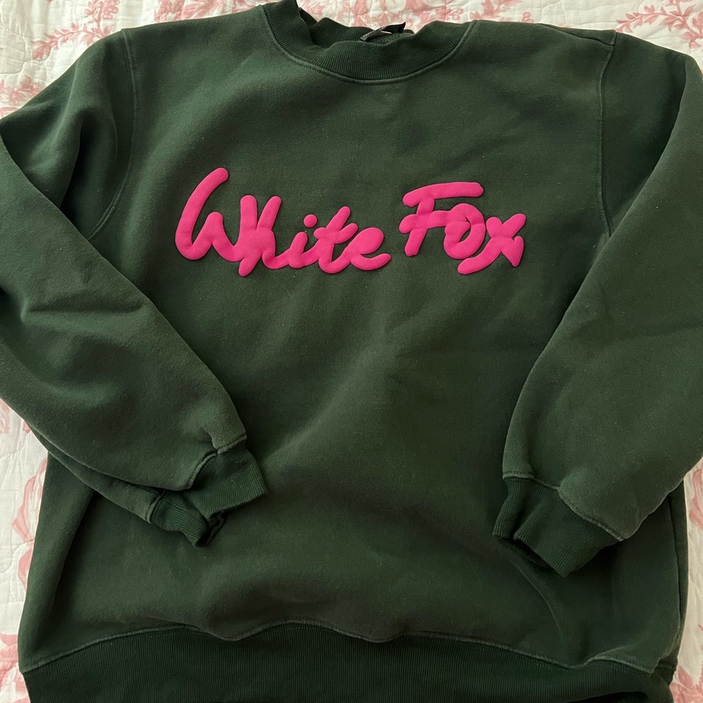 Beautiful, green and pink white fox sweatshirt
